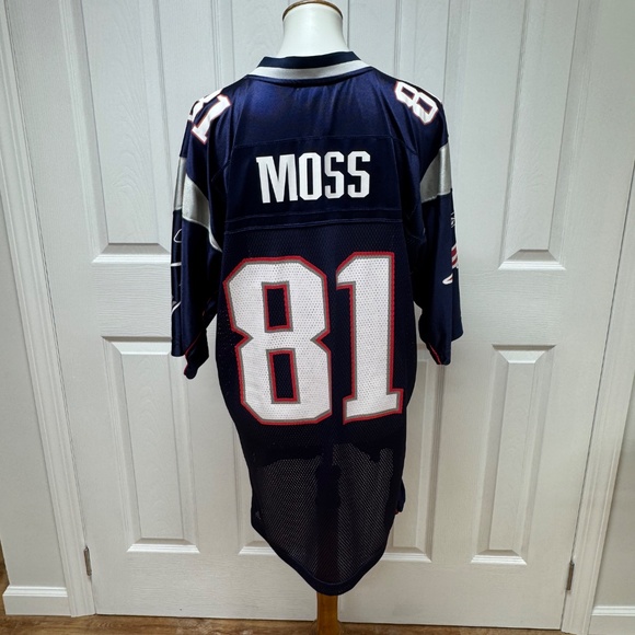 Reebook NFL Randy Moss New England Patriots Shirt - Size L. - Picture 14 of 16